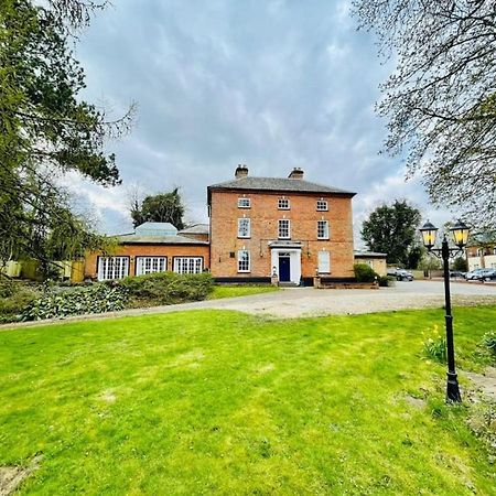 Lydney House Swaffham Sleeps 22 Villa Eksteriør bilde