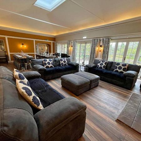 Lydney House Swaffham Sleeps 22 Villa Eksteriør bilde