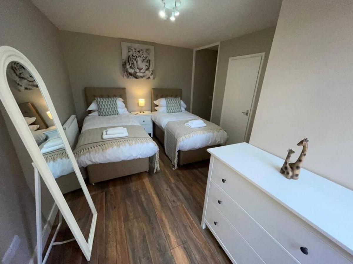 Lydney House Swaffham Sleeps 22 Villa Eksteriør bilde