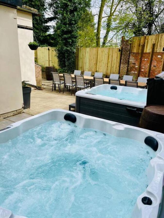 Lydney House Swaffham Sleeps 22 Villa Eksteriør bilde
